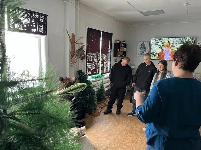 слушают