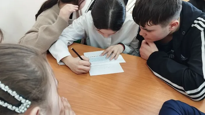 реальные   (3)