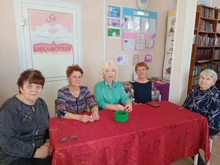 в марте есть (5)