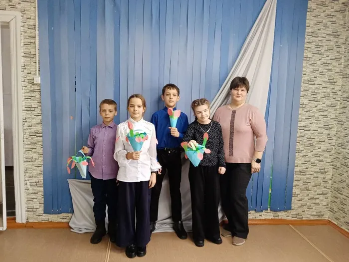 Кто сердцем для других живёт
