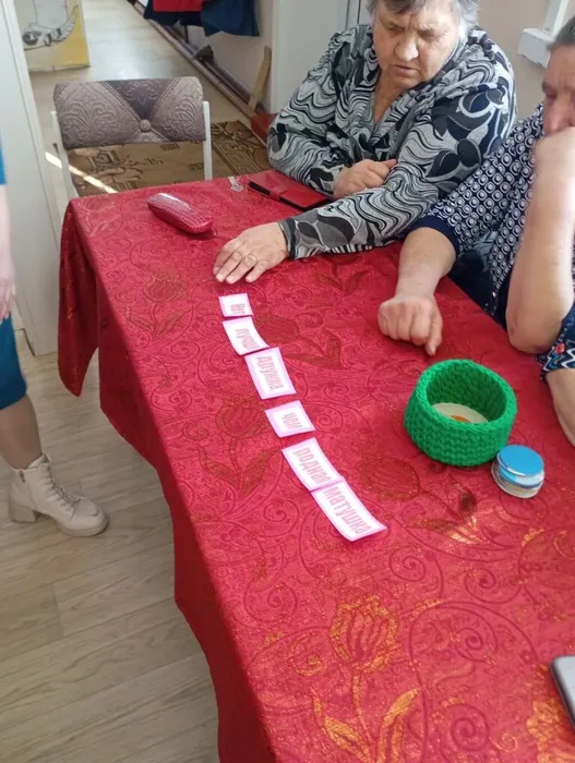 в марте есть (11)