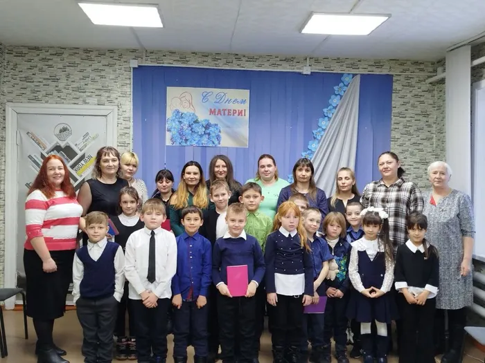 Кто сердцем для других живёт