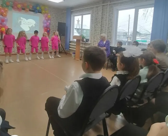 слушаем  песни